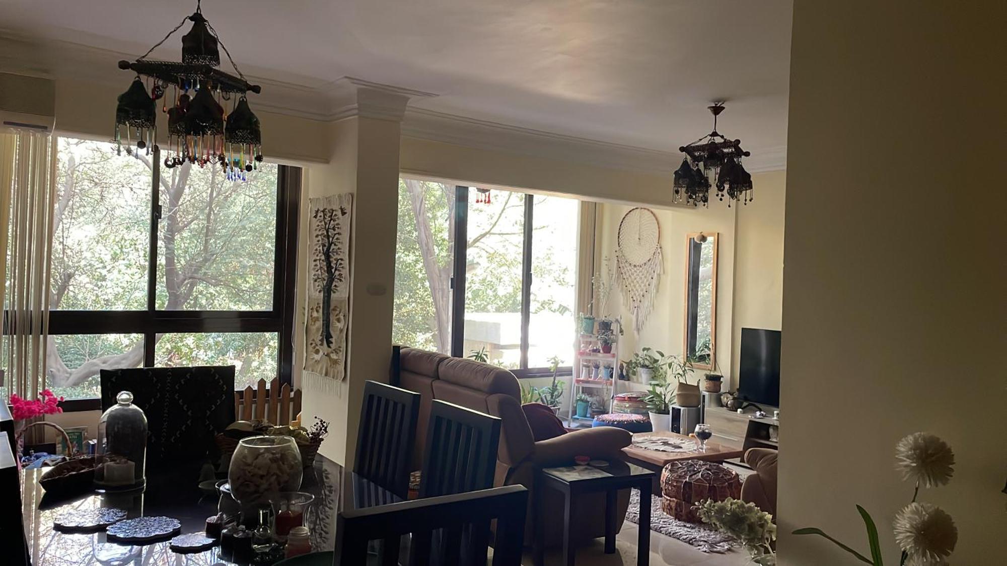 House With Garden View - Female Only Cairo