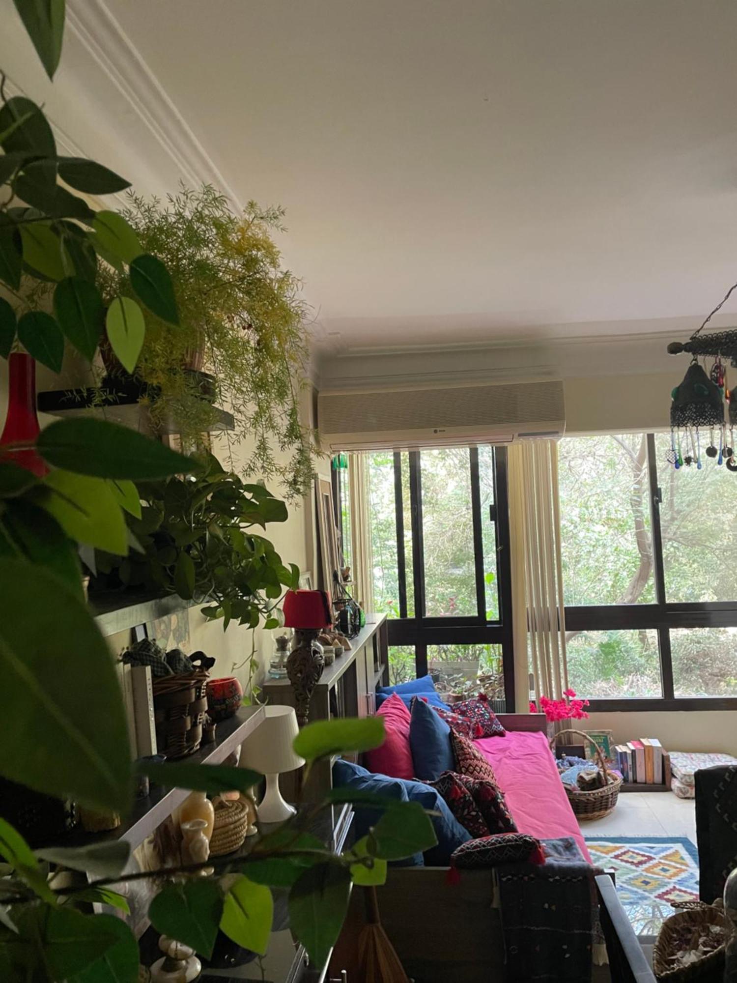 House With Garden View - Female Only *